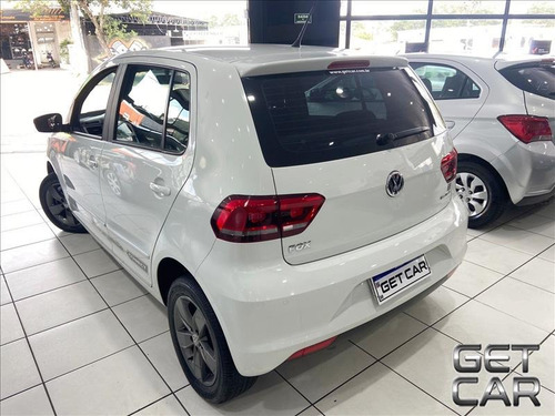 Imagem 5 de 8 de Volkswagen Fox Fox 1.6 Msi Total Flex Connect 4p I-motion
