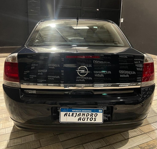 Imagen 7 de 15 de Opel Vectra 2002