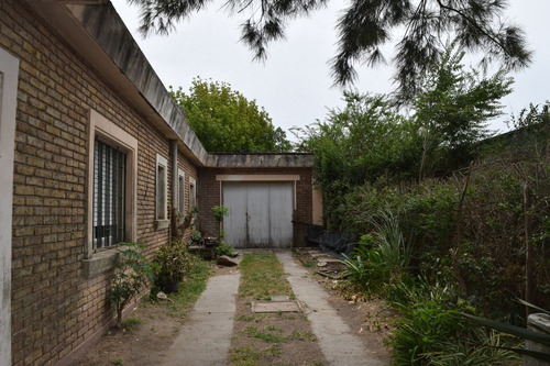 582- Casa A Reciclar Jardin Garaje Solymar Norte
