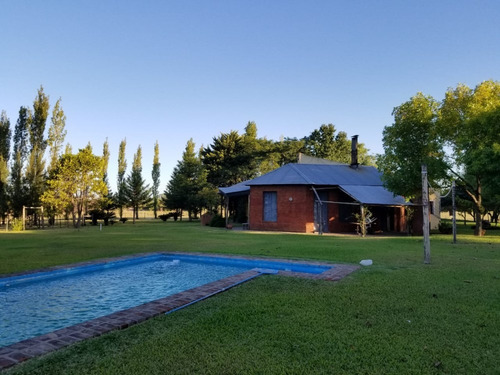 Gran Casco Con Vivienda De 5 Dormitorios 3 Baños, Pileta , 34 Hectareas,
