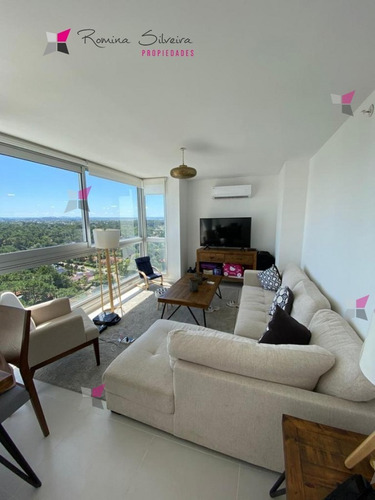 Excelente Departamento En Piso Alto Edificio Bellagio- Ref: 9489