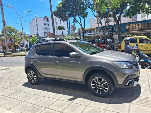Renault Stepway 1.6 Intens