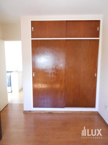 Imagen 16 de 24 de Venta Departamento 1 Dormitorio - Escalera - Terraza Exclusiva - San Luis 3100 - Rosario