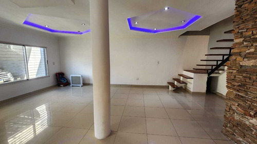Casa En Venta En San Antonio De Padua, Merlo, G.b.a. Zona Oeste