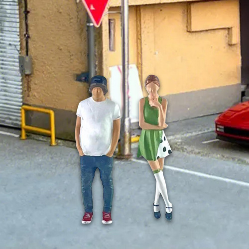 Figuras De Hombre Y Mujer A Escala 1:64 Para Decoración En C