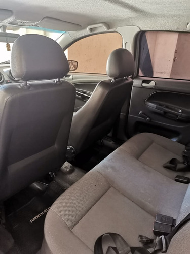 Imagen 9 de 12 de Volskwagen Gol G5 1.6