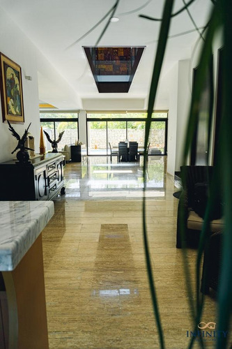 Imagen 4 de 19 de Residencia En Venta 5 Recámaras En Yucatán Country Club-oportunidad-yucatán Country Club
