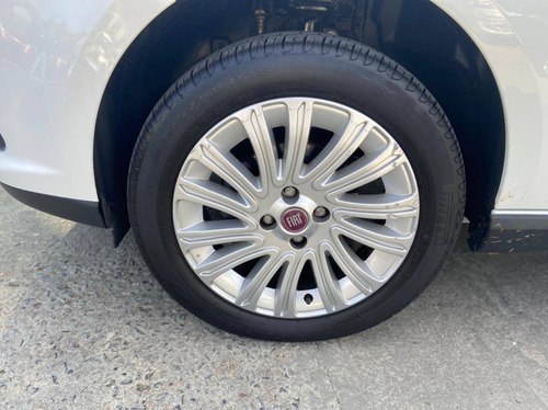 Imagem 9 de 9 de Fiat Grand Siena 1.6 Mpi Essence 16v Flex 4p Manual