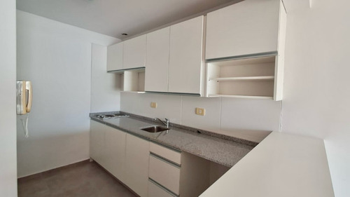 Departamento Monoambiente Super Luminoso!!!!! - Balvanera