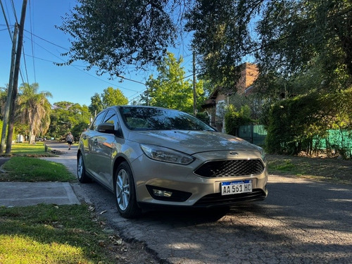 Imagen 7 de 15 de Ford Focus S Gnc