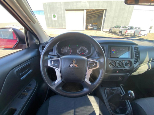 Mitsubishi L200 L200 Katana D/C 2.4 TD MT CR