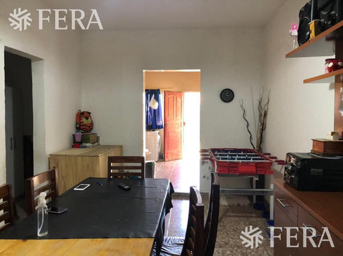 Imagen 5 de 12 de Venta De Casa De 3 Ambientes Con Patio En Quilmes (28198)