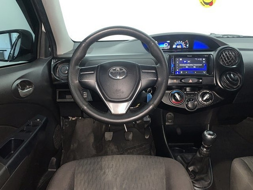 Imagem 7 de 13 de Etios 1.3 X 16v Flex 4p Manual
