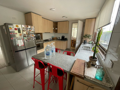 Excelente Casa En Condominio Quilay 2, Sta. Elena, Chicureo