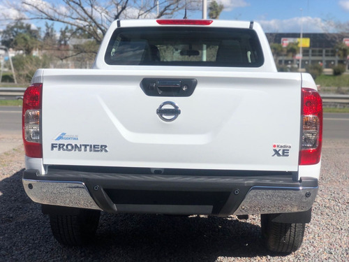 Imagen 4 de 6 de Nissan Frontier 2.3 Xe 4x4 2021 0km #09