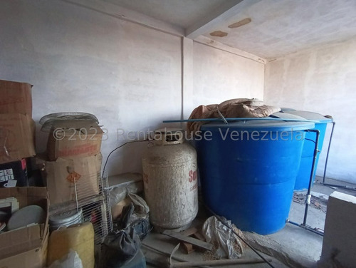 Imagen 18 de 28 de Local Comecial Con Fondo De Comercio Dedicado Al Expendio De Bebidas Alcohólicas En Sus Envases Originales, Con Sellos Y Precintos Y Gastronomia Nacional E Internacional, Ubicado En Avenida Principal