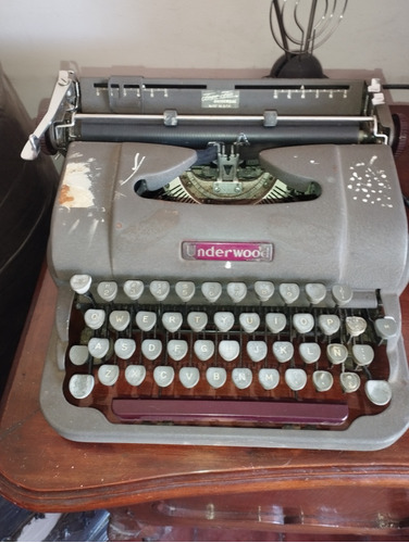 Máquina De Escribir Underwood Año 1950