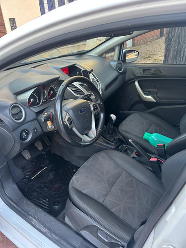 Ford Fiesta Kinetic 1.6 Design 120cv Titanium