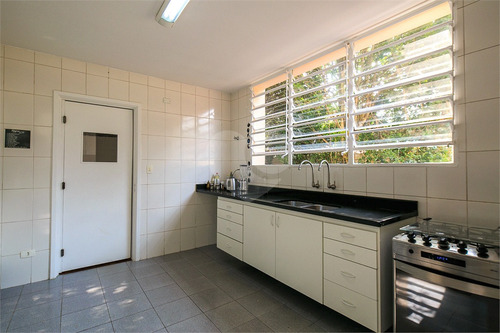 Imagem 20 de 30 de Casa No Alto Da Boa Vista Com 720 M² De Terreno, Piscina E Jardim! - Reo564566