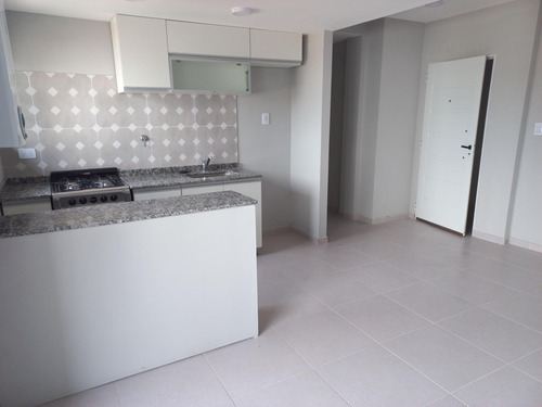 Departamento En Alquiler 2amb Con Balcón