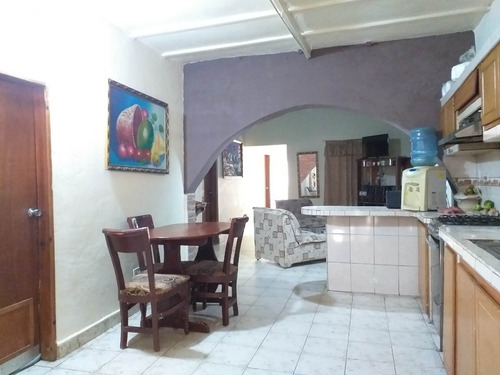 Imagen 4 de 15 de Casa En Venta En Calle Monzon De Coro 22-8937 04146954944