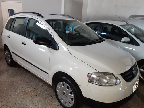 Imagen 1 de 8 de Volkswagen Suran 2010 1.6 Comfortline 101cv 11a