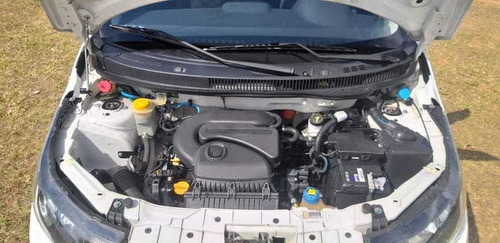 Imagem 3 de 13 de Fiat Mobi Like 1.0 Flex 4p