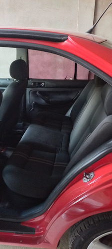 Volkswagen Jetta 2.0 L4 Mt