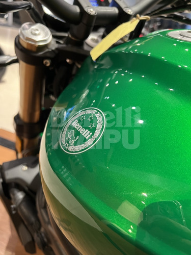 Imagen 14 de 15 de Benelli 752s