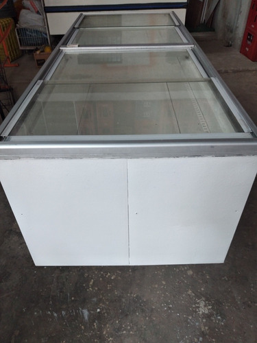 Imagem 1 de 5 de Vendo Ilha De Congelados 220w Dois Metros Ótimo Estado De Co