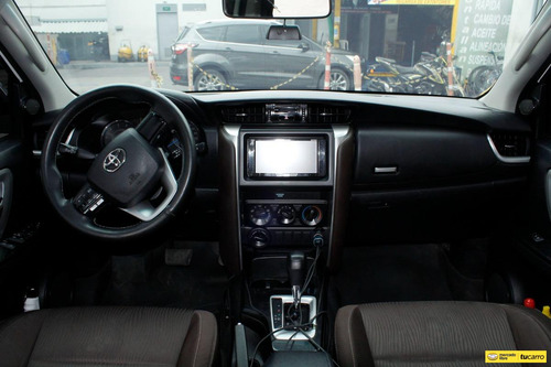 Toyota Fortuner 2.8l