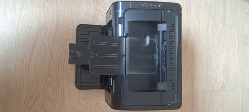 Impresora Hp Laserjet Pro P1102w Con Wifi Negra