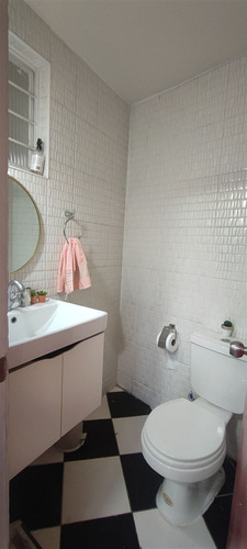 Departamento En Venta De 2 Dorm. En Providencia