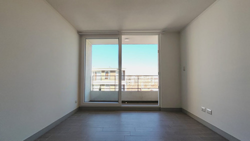 Edificio Av. Almte. Blanco Encalada (1 Est. 1 Bod.) Vista S