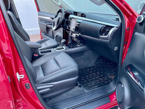 Imagen 12 de 14 de Toyota Hilux 2021 2.8 Cd Srx 177cv 4x4 At