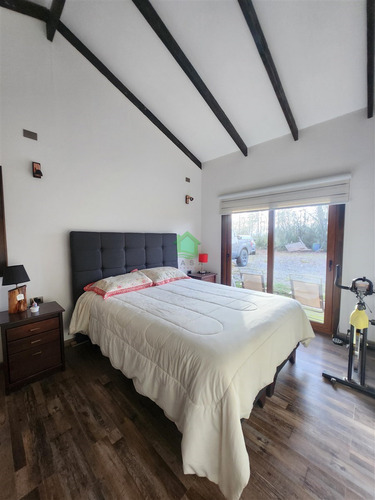 Casa De 2 Dorm. En Parcela En Venta En Valdivia