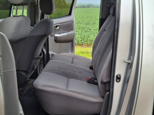 Imagen 7 de 10 de Toyota Hilux 4x4 Aut