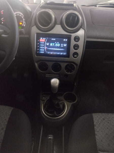 Imagem 9 de 13 de Ford Fiesta 1.6 Flex