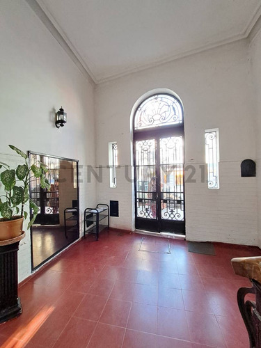 Venta Ph 2 Ambientes En Palermo Soho Con Patio + Escritorio. Reciclado A Nuevo. Apto Crédito.