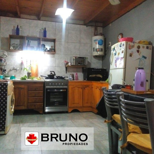 Casa Con Departamento En Venta En Merlo Sur