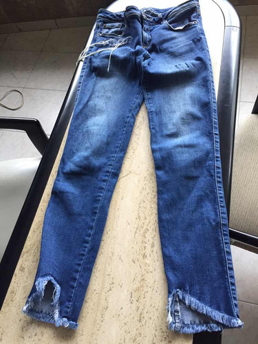 Pantalón Jean Studio F  Talla 4