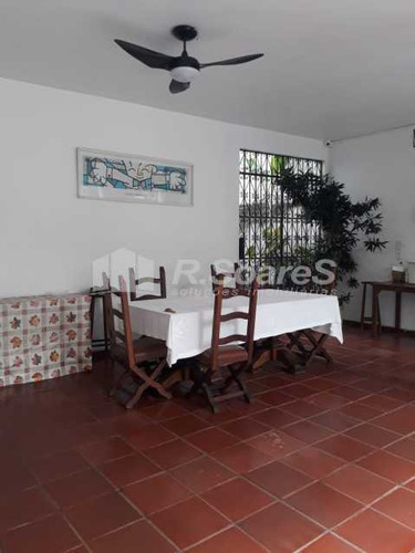 Imagem 8 de 15 de Excelente Casa Em Local Nobre Da Freguesia - Vvca30167