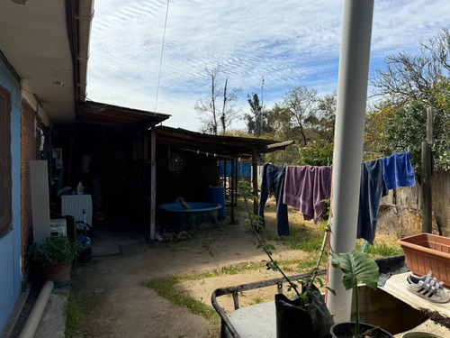 Hermosa Parcela A Una Cuadra De Orilla De Carretera.-