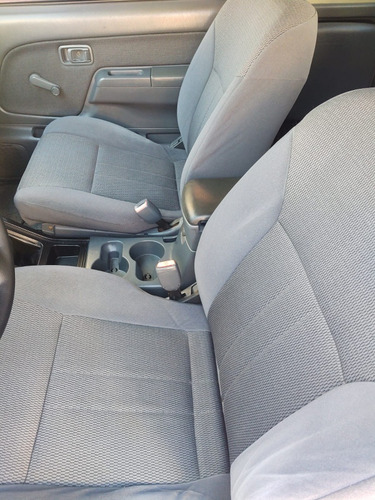 Nissan Frontier King Cab Xe 5vel 4x2 Mt