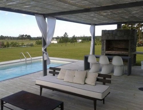 Imagen 1 de 16 de Casa En Venta De 4 Dormitorios En El Quijote (ref: Bpv-2458)