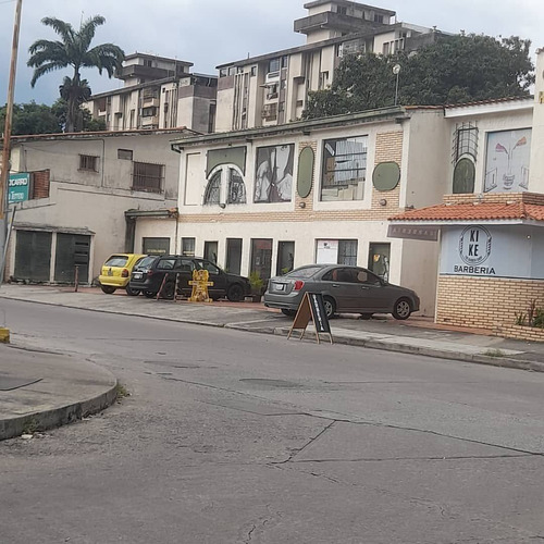 Imagen 3 de 4 de Venta Centro Comercial En La Urb Camoruco Valencia. Código 188738