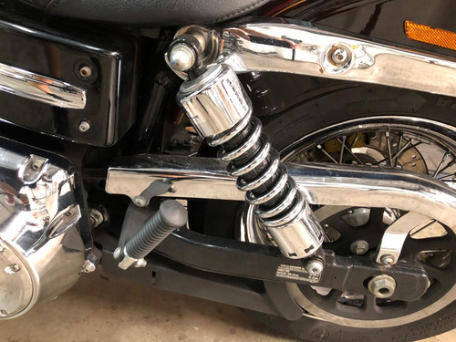 Harley Davidson Dyna Super Glide Custom 2011 - Moto Linda!