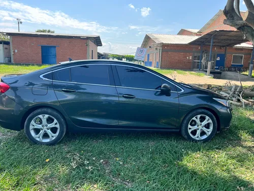 Chevrolet Cruze 1.4 Lt