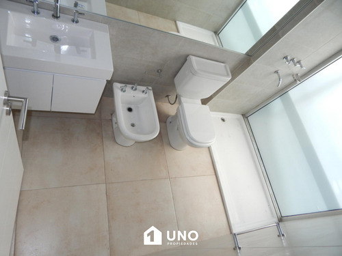 Av. Eva Perón Y Acevedo - Ultimo Dpto De 1 Dormitorio Externo.