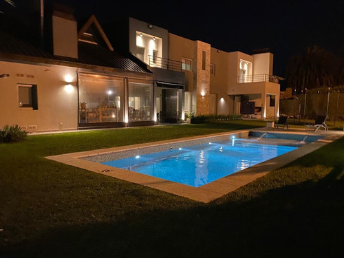 Imagen 13 de 14 de Casa En Venta En Country Club Las Lajas. Dueño Directo